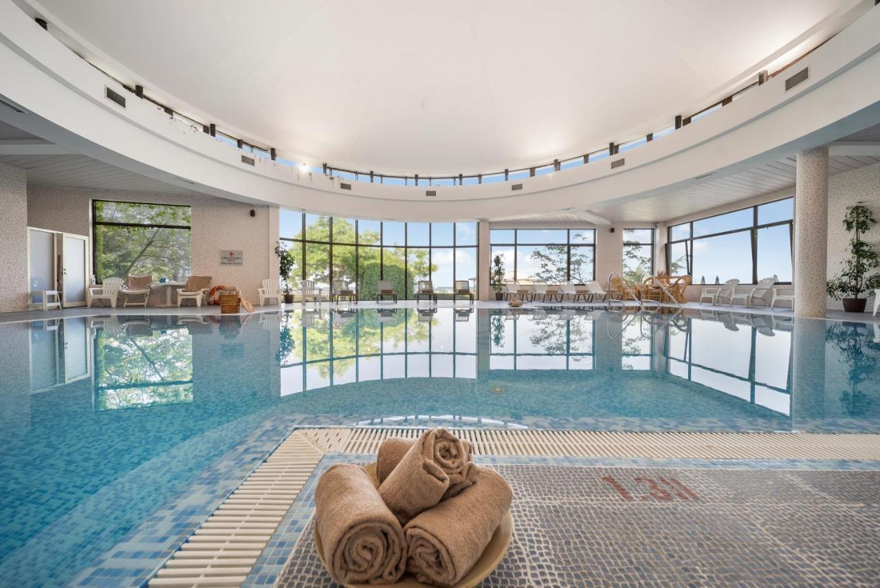 Hvd Riviera Beach Ultra All Inclusive & Mineral Pool - Private Beach & Free Parking Sables d'or Extérieur photo