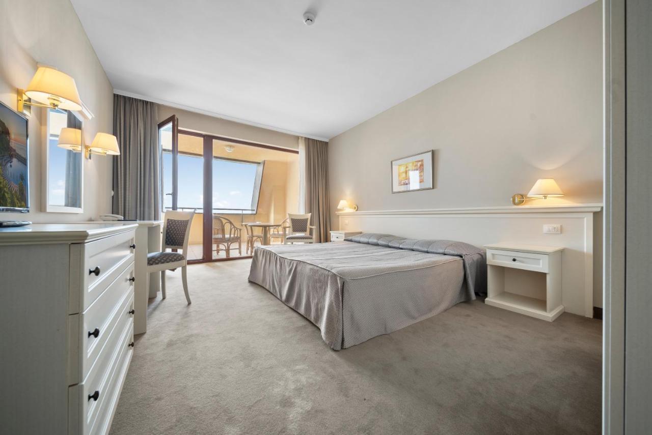 Hvd Riviera Beach Ultra All Inclusive & Mineral Pool - Private Beach & Free Parking Sables d'or Extérieur photo